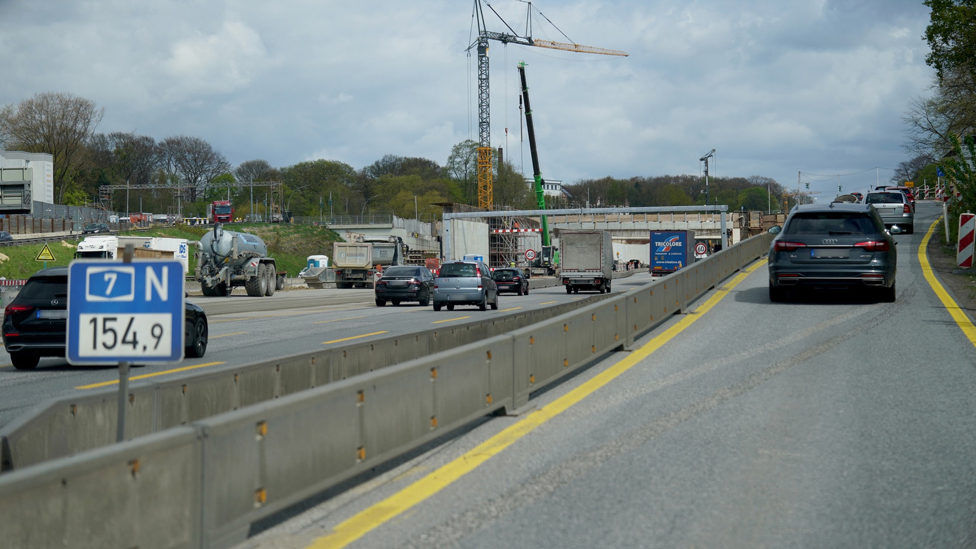 Starkregen: A7 in Hamburg muss in Richtung Norden gesperrt werden