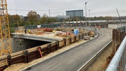 Die provisorische Auffahrt der Autobahn A7 in Hamburg-Bahrenfeld © NDR Foto: Reinhard Postelt