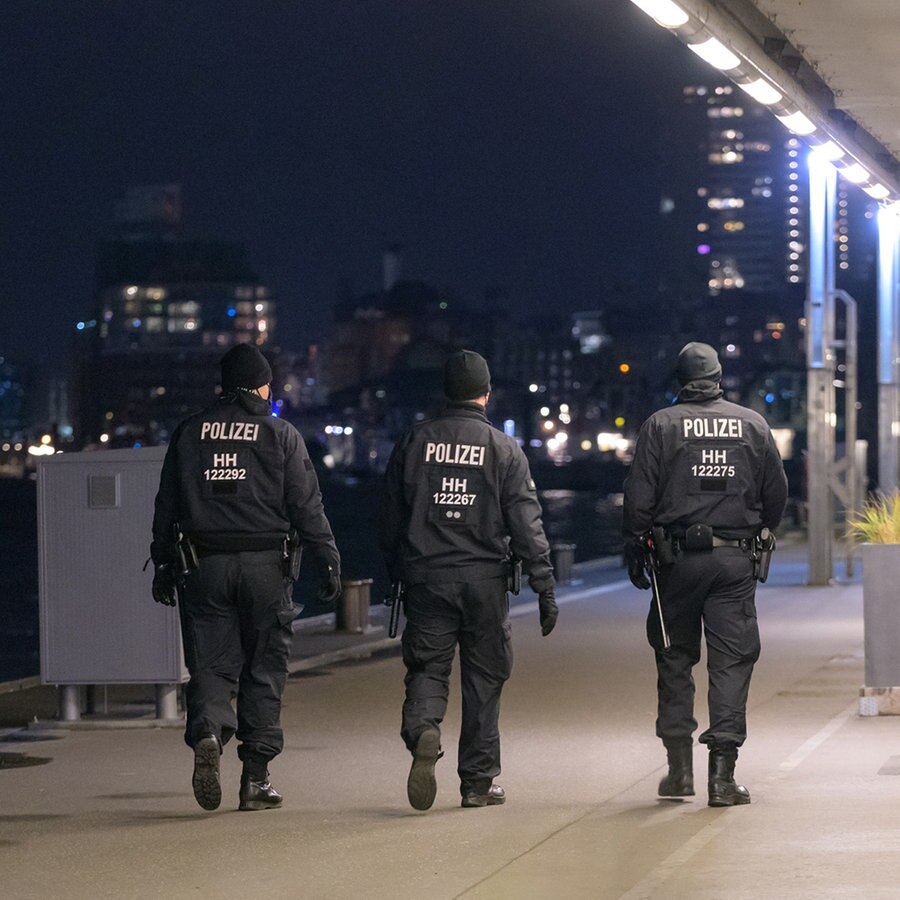 Nachtliche Ausgangssperre In Hamburg Tritt In Kraft Ndr De Nachrichten Hamburg