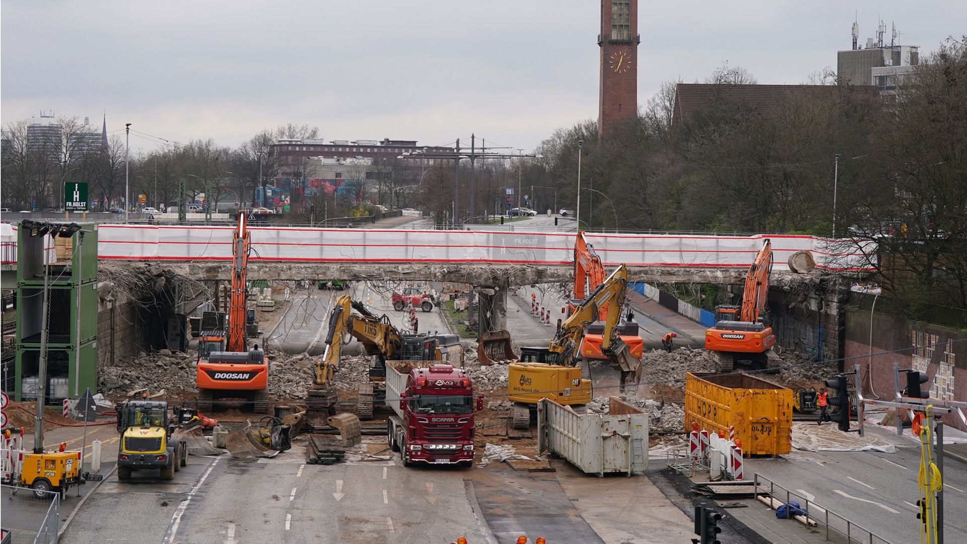 Neue Baustellen bremsen Straßenverkehr in Hamburg aus