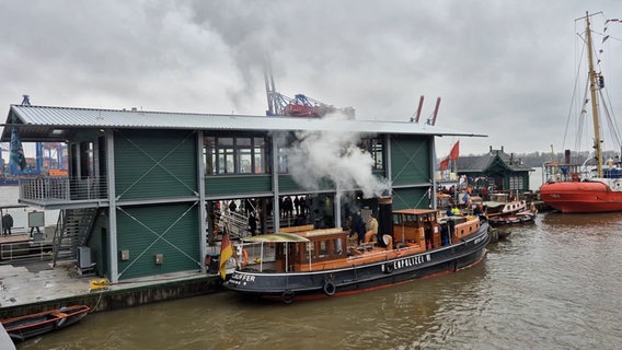 Das Besucherzentrum im Museumshafen Oevelgönne in Hamburg. © NDR Foto: Karsten Sekund