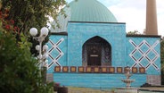 Die blaue Moschee (Imam-Ali-Moschee) an der Hamburger Außenalster. © NDR Foto: Carolin Fromm