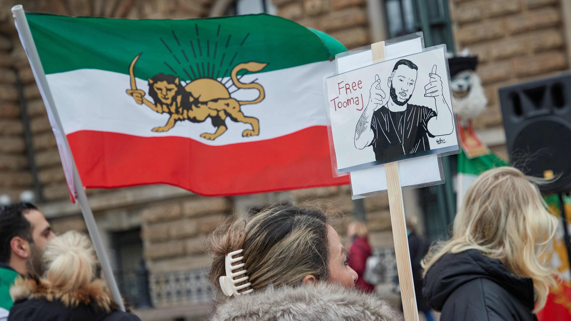 Demos in Hamburg: Unterstützung für Menschen im Iran