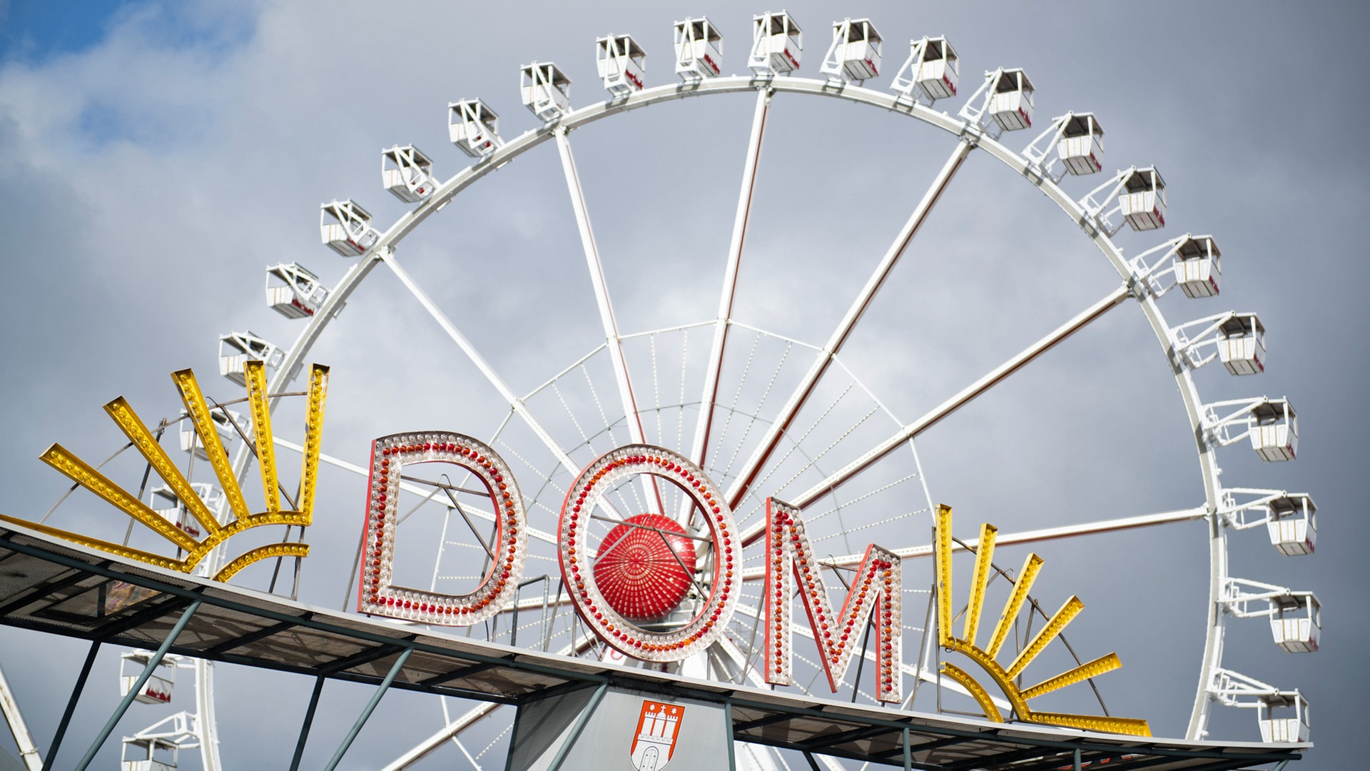 Weniger Corona-Beschränkungen beim Frühlingsdom in Hamburg