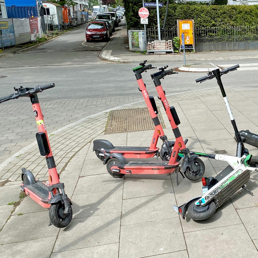 E-Scooter in Hamburg: Neue Maßnahmen für mehr Verkehrssicherheit NDR.de - Nachrichten - Hamburg