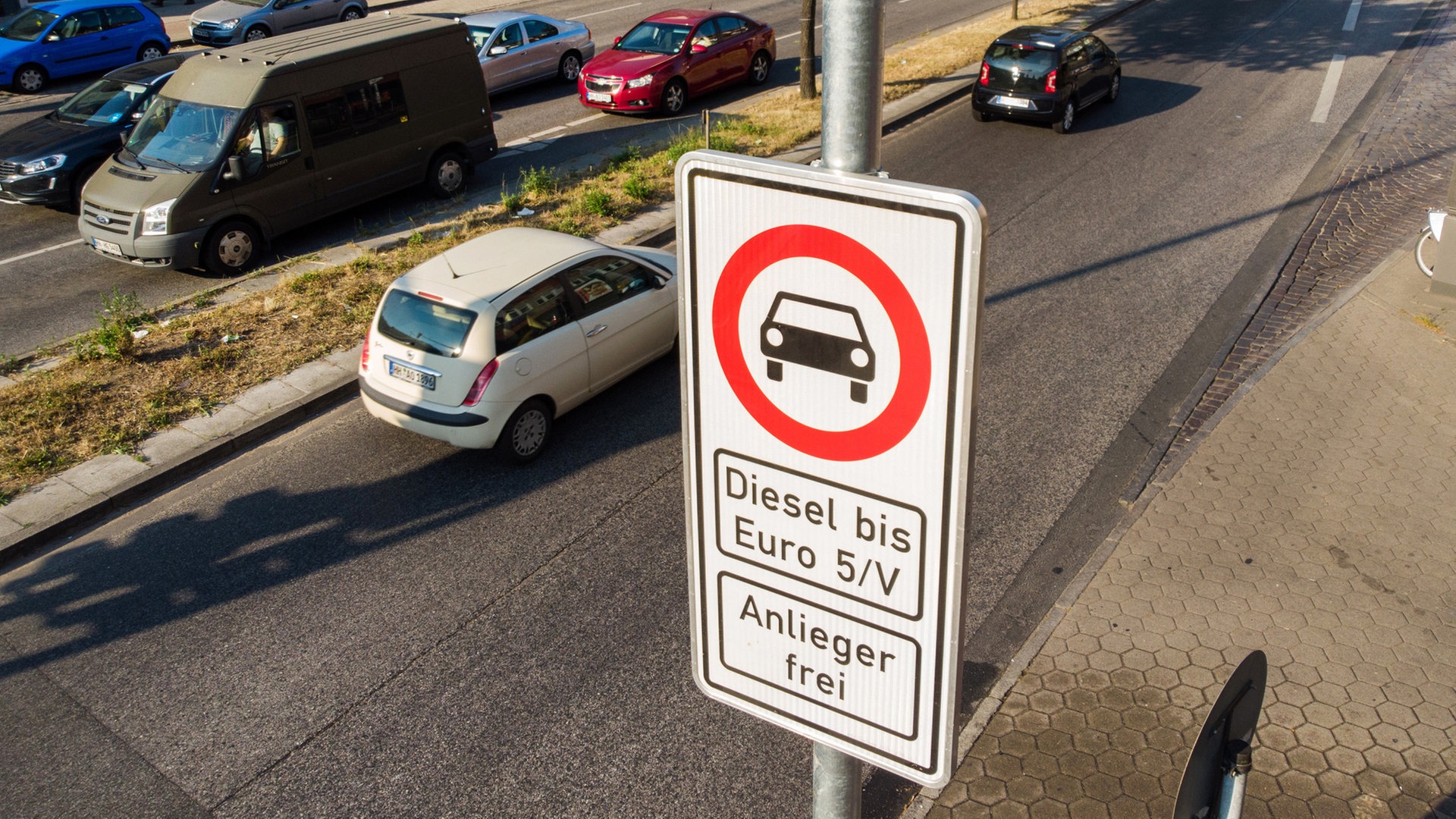 Nach fünf Jahren: Hamburg hebt Diesel-Fahrverbote auf