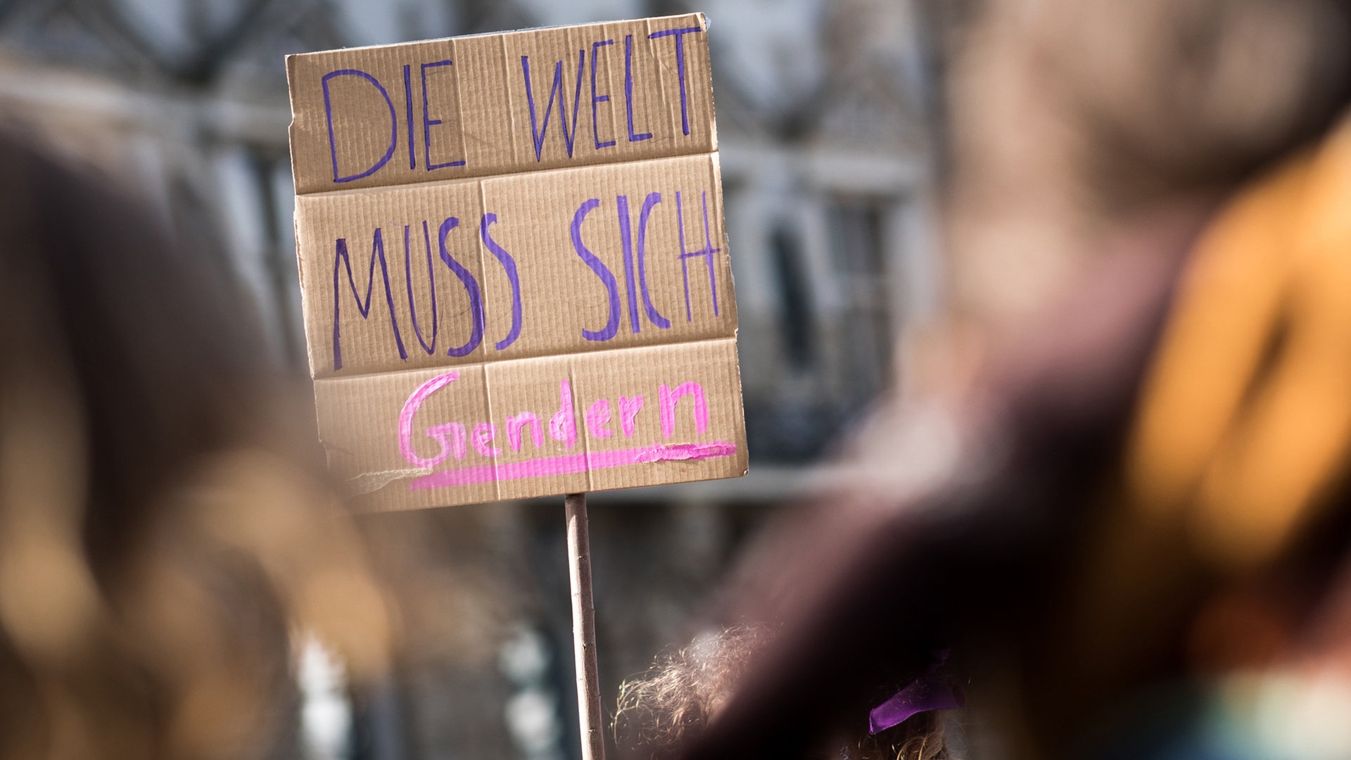 Internationaler Frauentag: Viele Demonstrationen in Hamburg