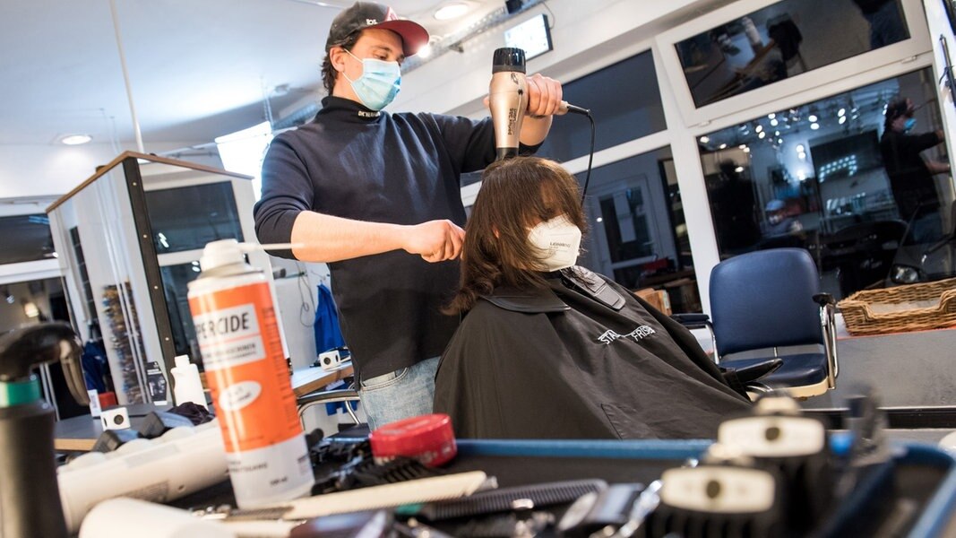 Corona easing: hairdressers in Hamburg are allowed to reopen |  NDR.de – Nachrichten – Hamburg