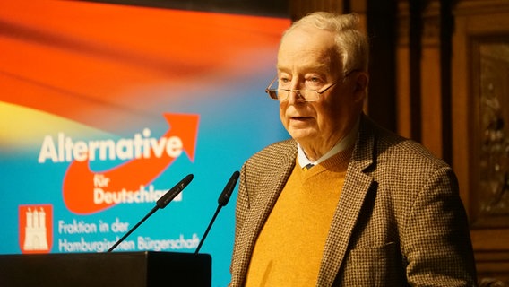 AfD-Ehrenvorsitzender Alexander Gauland im Großen Festsaal des Hamburger Rathauses. © citynewstv.de 