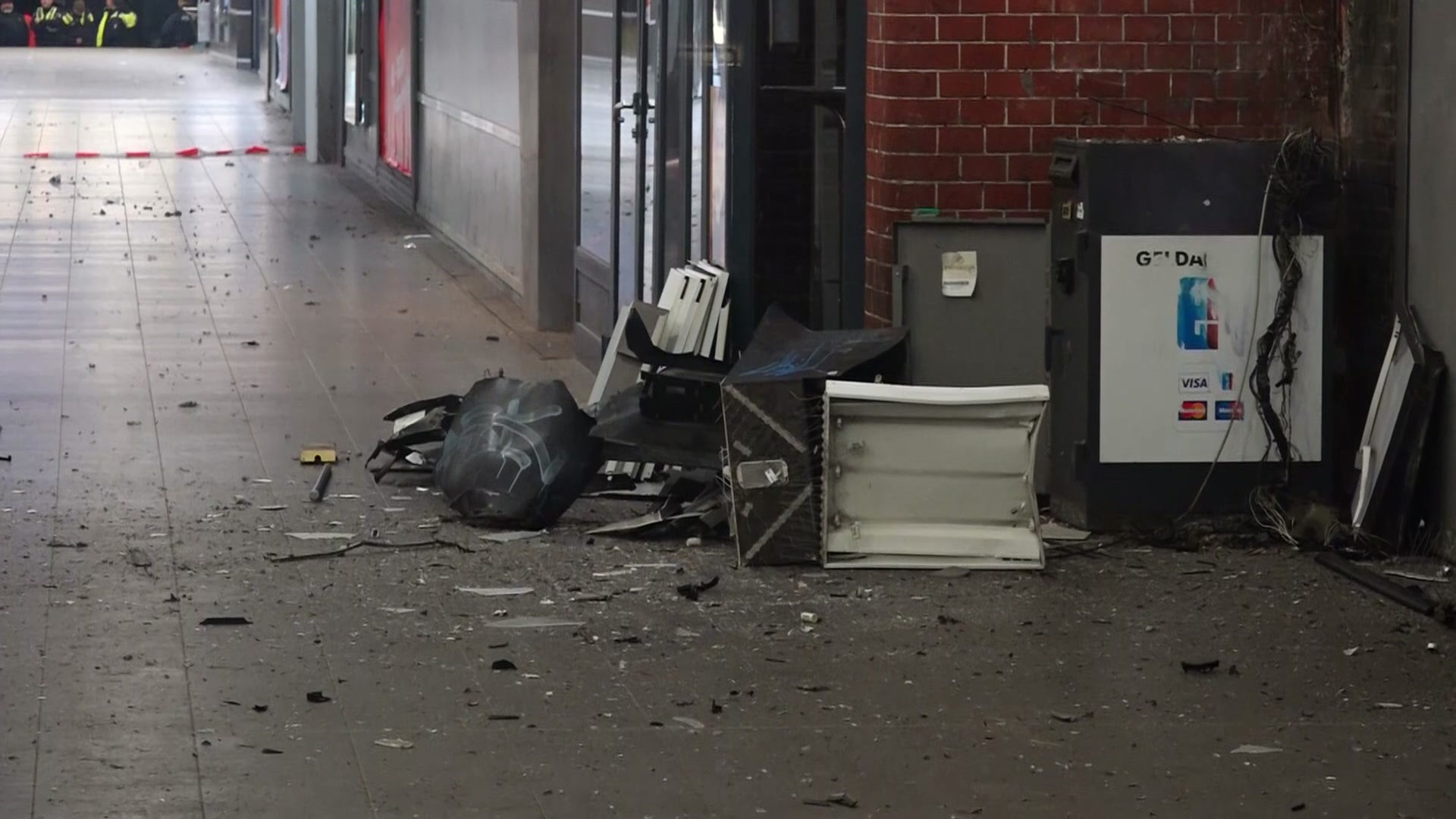 Geldautomat am Hamburger S-Bahnhof Ohlsdorf gesprengt