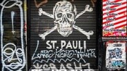 Mehrere Graffitis in Hamburg. © IMAGO / Shotshop 