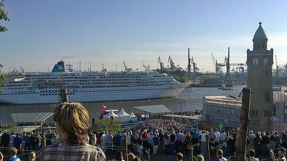 Aida Kreuzfahrten Ab Hamburg Hamburgde