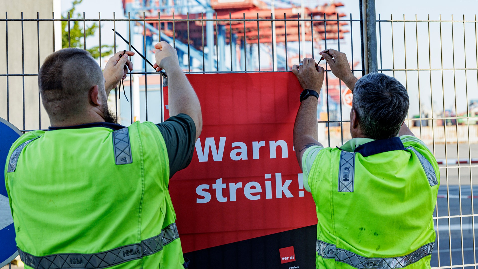 Donnerstag wieder Warnstreik in Hamburg und anderen Häfen