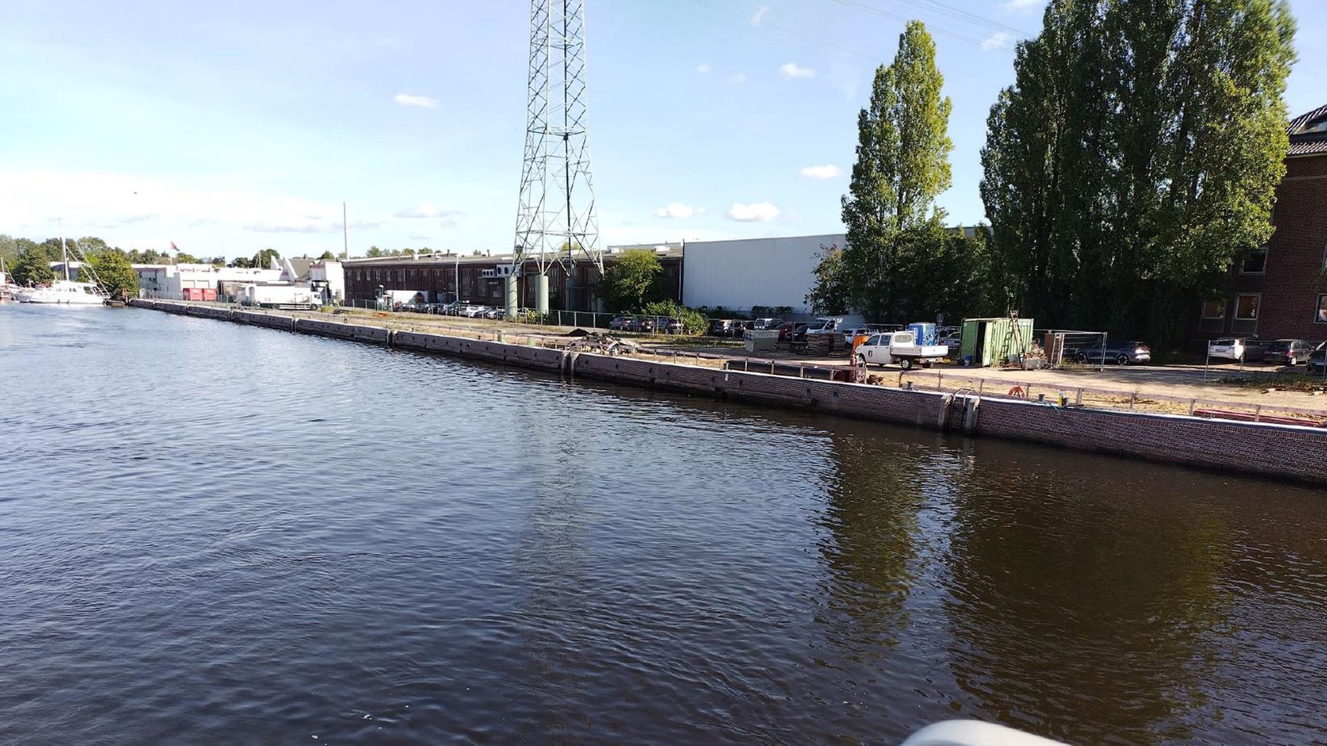 Neuer Beachclub im Harburger Binnenhafen geplant