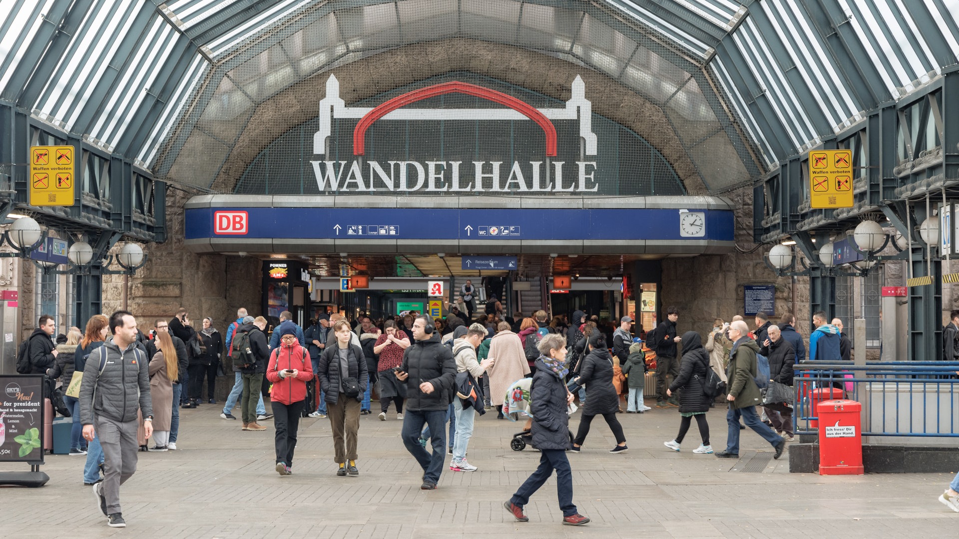 Drei-Punkte-Plan gegen Verelendung an Hamburgs Hauptbahnhof