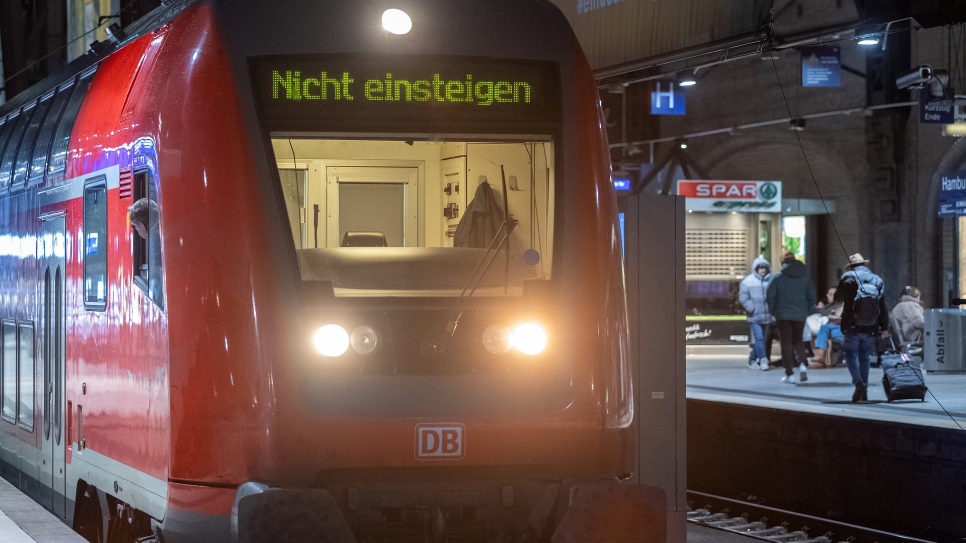 Bahnstreik gestartet: Wie Reisende in Hamburg betroffen sind