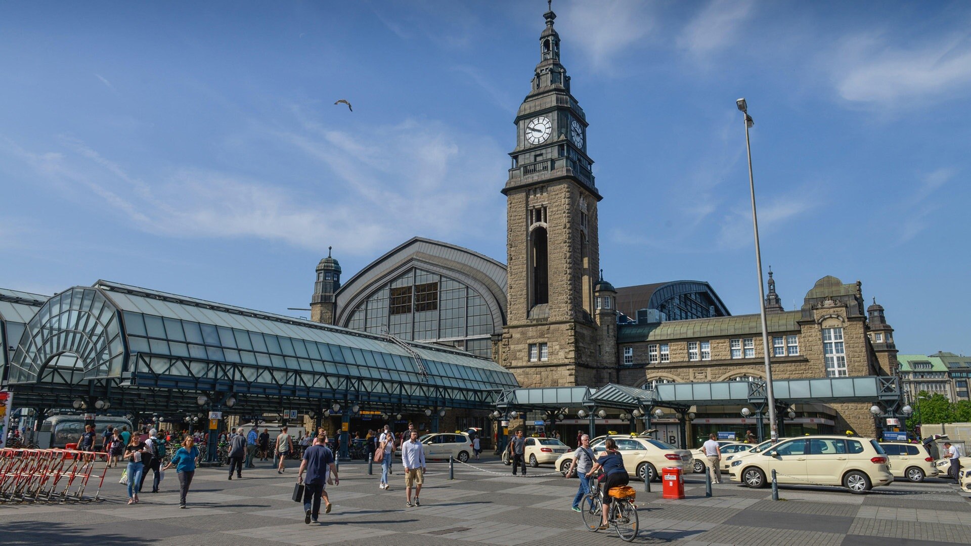 Umgang mit psychisch Erkrankten: Hamburg sucht neue Lösungen