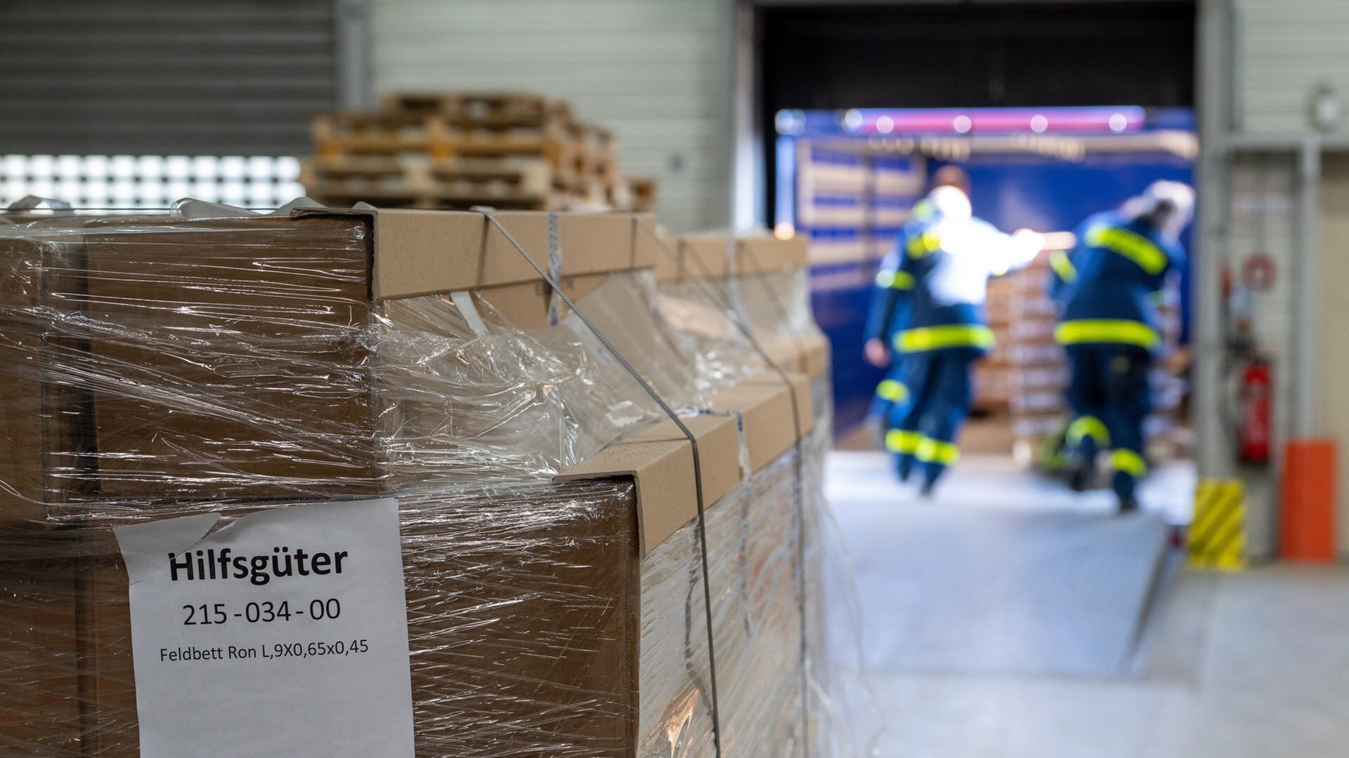 Erdbeben: Hamburger Organisationen schicken Hilfsgüter