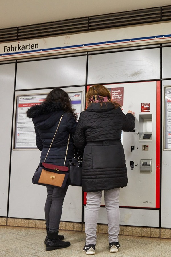 Preiserhöhungen: Kritik an HVV-Plänen | NDR.de ...