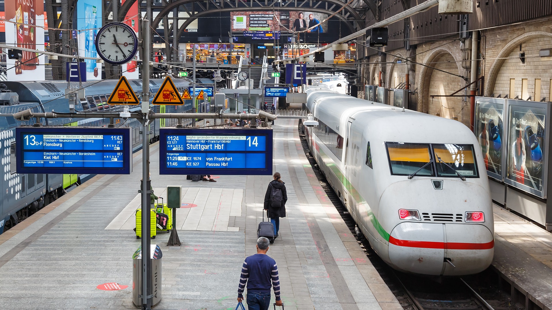 Kabelbrand: Bahnstrecke zwischen Hamburg und Berlin gesperrt