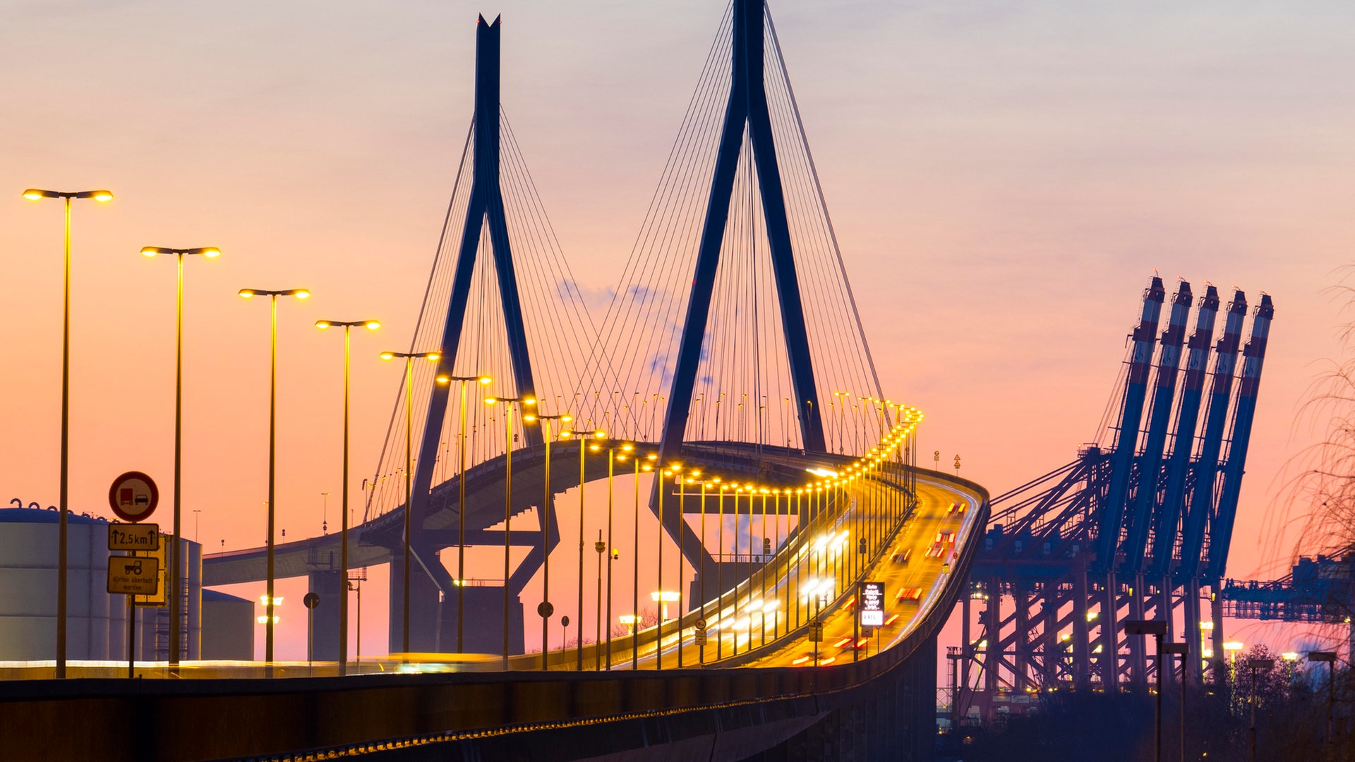 Umweltsenator Kerstan spricht sich für Erhalt der Köhlbrandbrücke aus