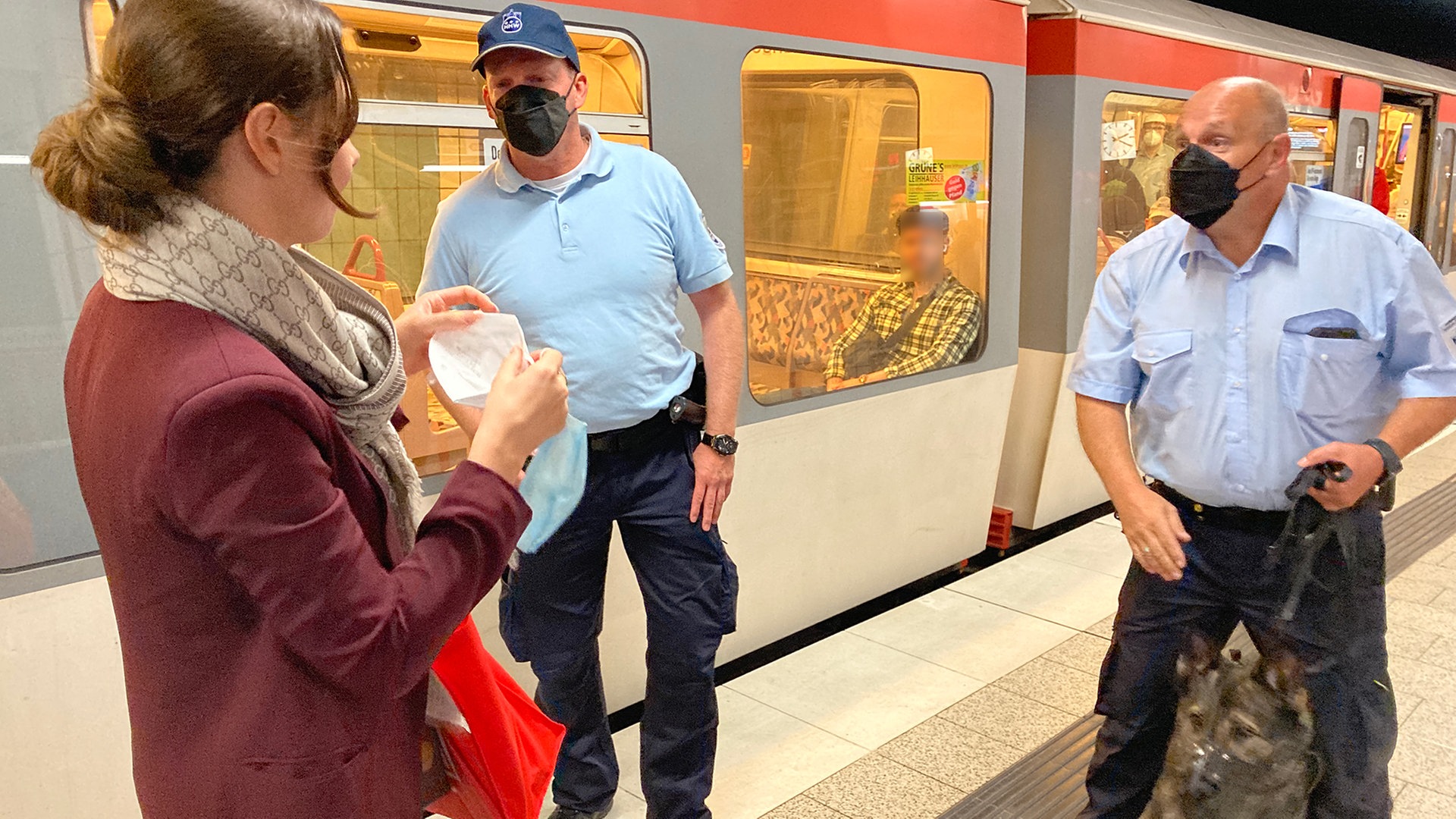 Maskenpflicht bei der Hochbahn: Viele Verstöße