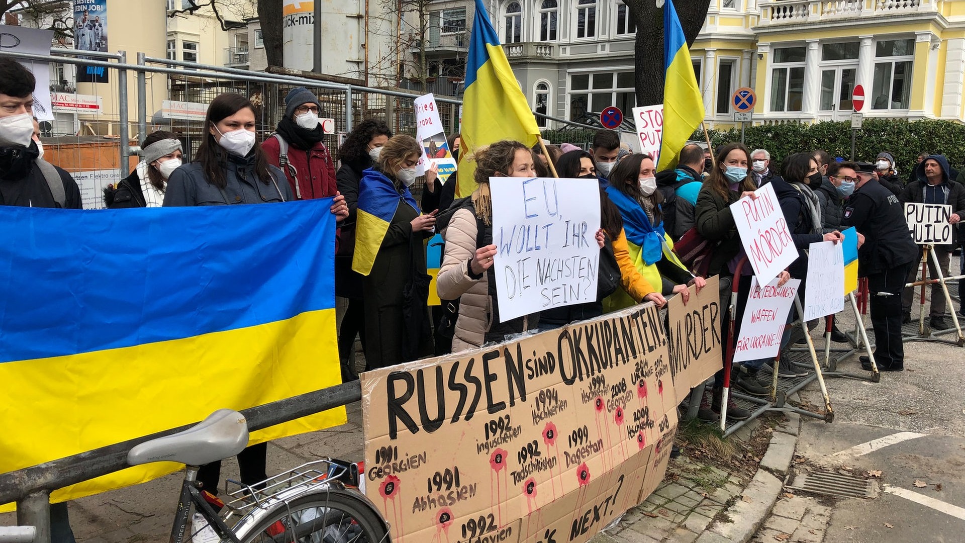 Ukraine-Angriff: Neue Proteste vor russischem Generalkonsulat