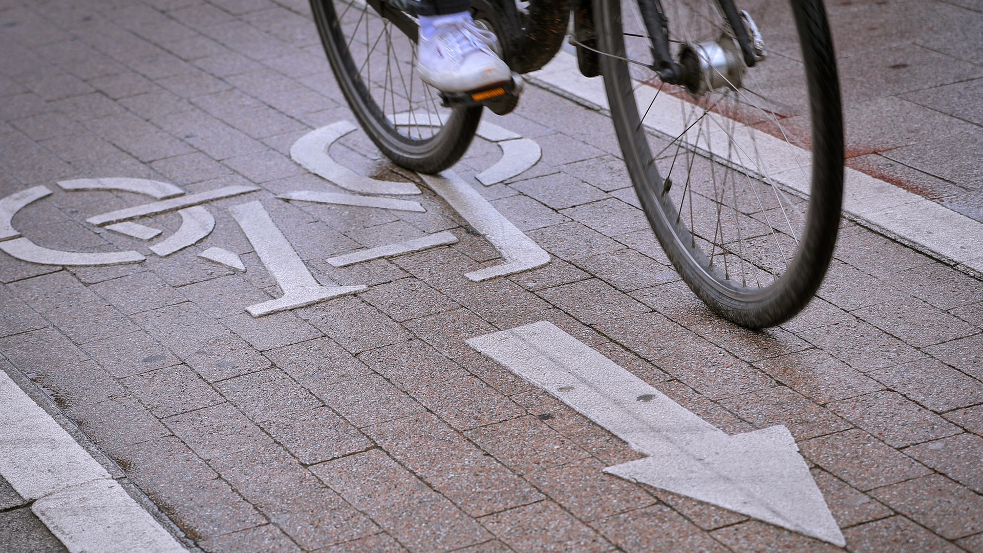 57 Kilometer Radwege in Hamburg neu gebaut oder saniert