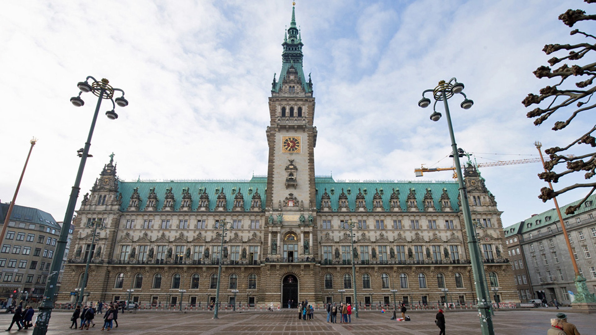 Hamburg rechnet mit etwas mehr Steuereinnahmen