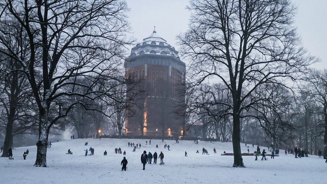 Schnee Weihnachten 2022 Niedersachsen DraußenSpaß im Winter in der Stadt NDR.de Nachrichten NDR Info