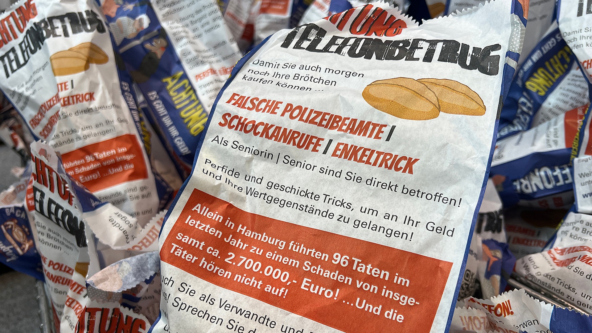 Hamburg: Mit Brötchentüten gegen Telefon-Trickbetrüger