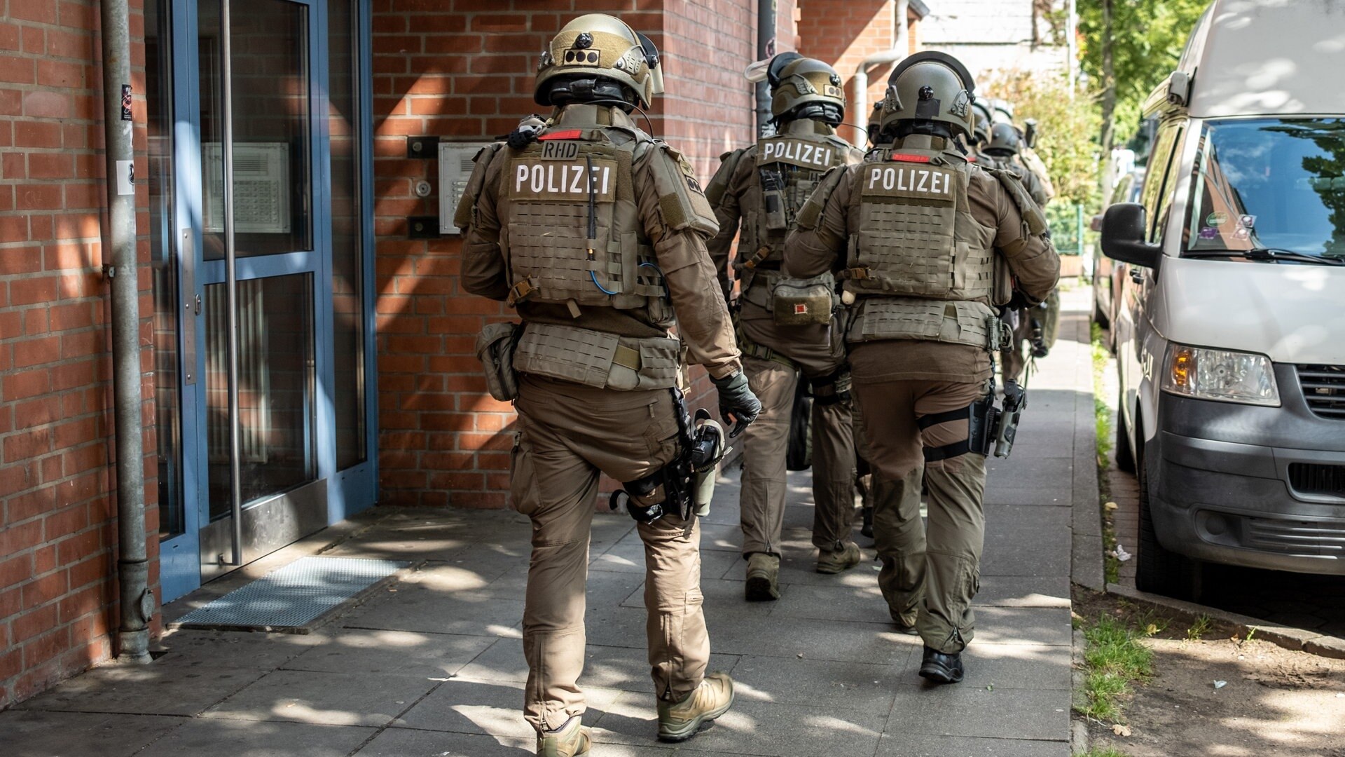 SEK-Einsätze nach tödlichen Schüssen in Hamburg-Borgfelde