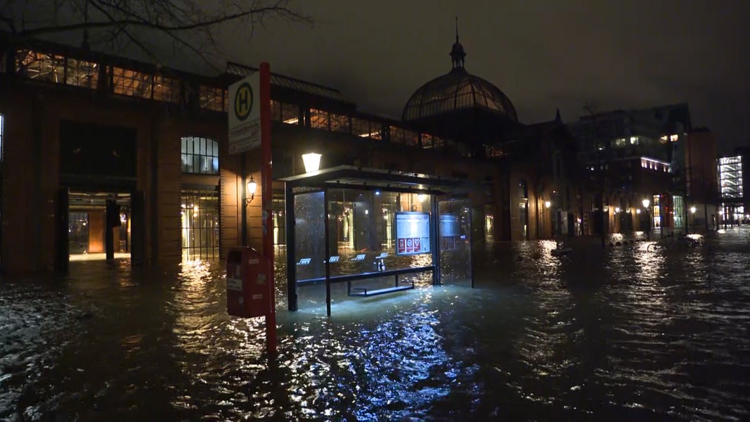 32+ Bilder sturmflut hamburg heute , Sturmflut Hamburger Fischmarkt unter Wasser NDR.de Nachrichten