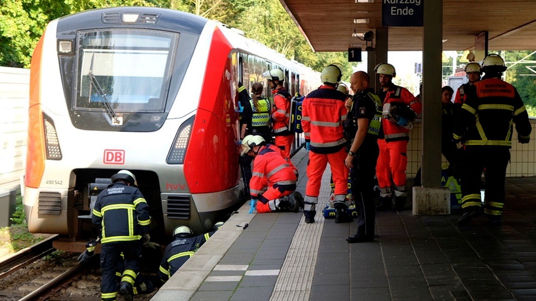 Tödlicher S-Bahn-Unfall In Hamburg-Nettelnburg | NDR.de - NDR 90,3