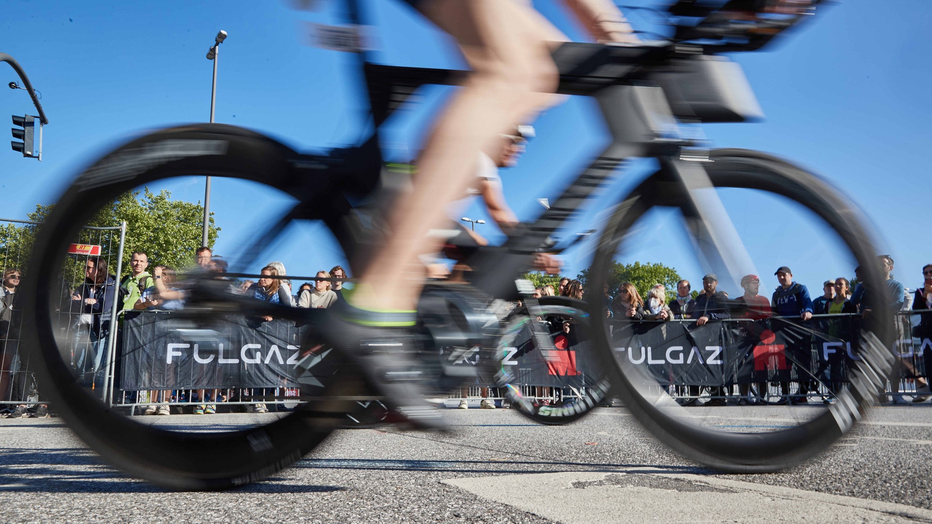 Triathlon in Hamburg: Viele Straßen gesperrt