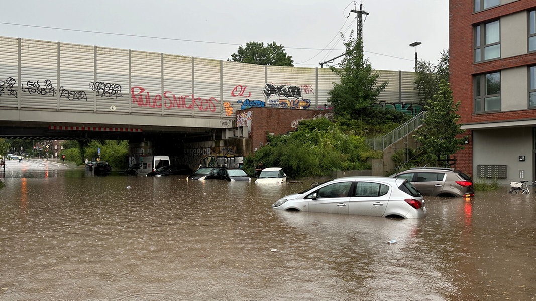 Nach Unwetter: Bahn im Raum Hamburg mit Problemen