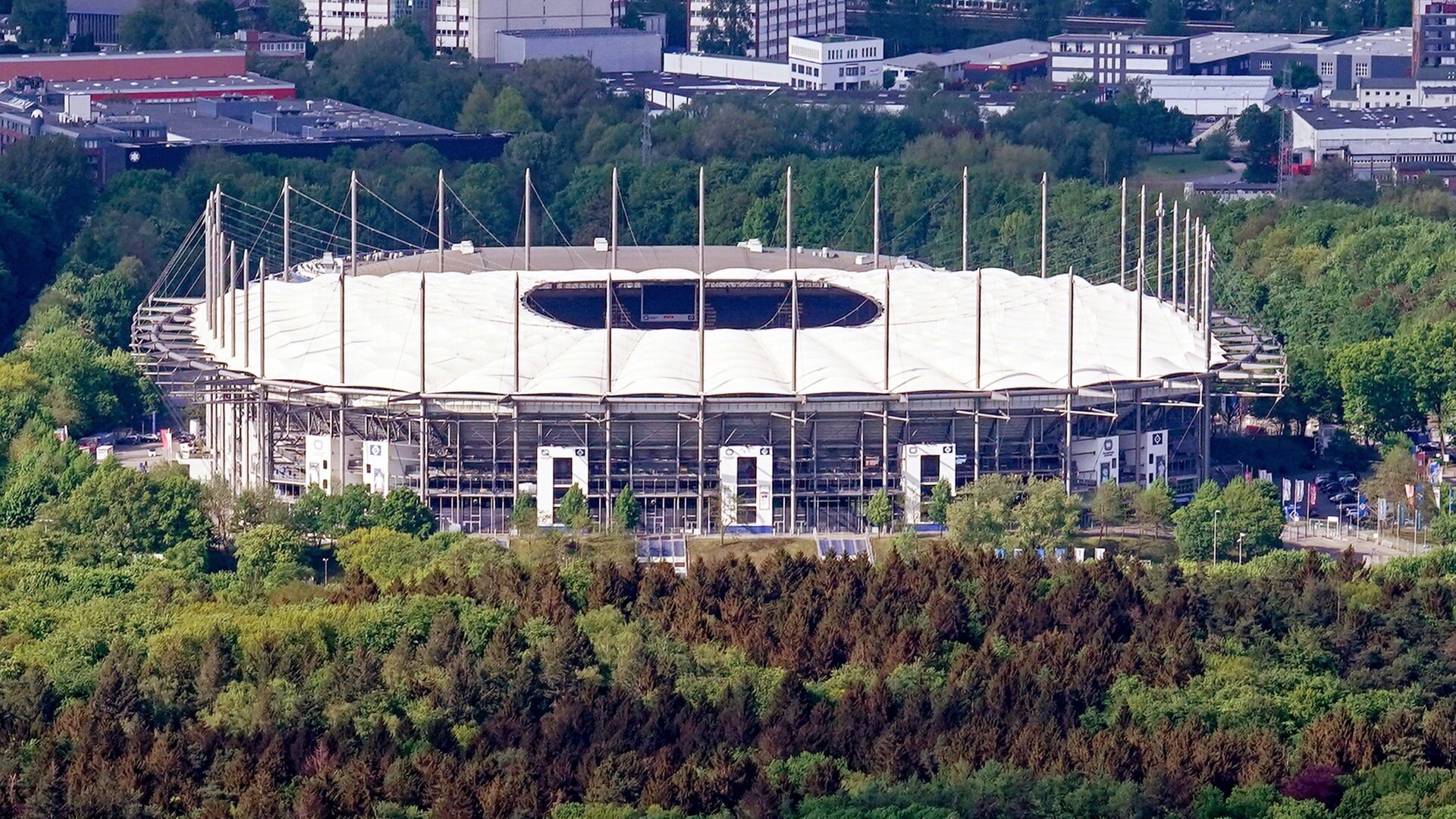 Hamburg prüft Bau einer Magnetschwebebahn zum Volksparkstadion