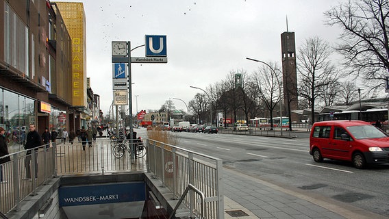 Der Wandsbeker Marktplatz in Hamburg. © NDR Foto: Heiko Block