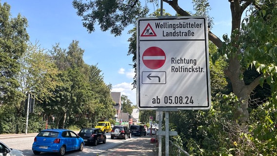 Baustelle Wellingsbüttler Landstraße. © NDR Foto: Lisanne Drägert