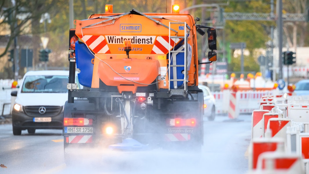 Stadtreinigung Hamburg bereitet sich auf Winterdienst vor