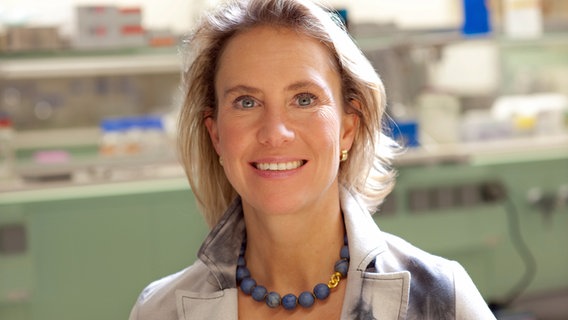 Die Immunologin Prof. Dr. Christine Falk von der Medizinischen Hochschule Hannover im Porträt. © die fotografin  /  Anja Frick 