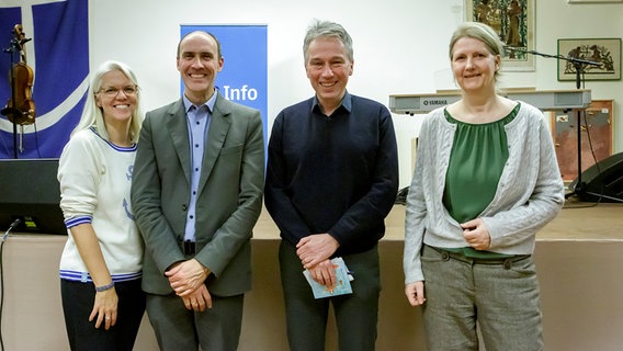 NDR Team Gruß an Bord, Birgit Langhammer, Ocke Bandixen, Albrecht Breitschuh, Aniela von Porthan © NDR Foto: Cordula Kropke