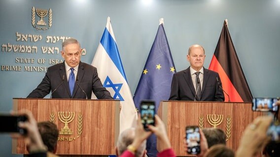 Israels Premier Netanjahu (l) und Kanzler Scholz © picture alliance/dpa | Kay Nietfeld Foto: Kay Nietfeld