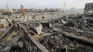 Ein nach einem israelischen Angriff zerstörter Straßenzug im Gazastreifen. © picture alliance / ZUMAPRESS.com | Omar Ashtawy Foto: Omar Ashtawy