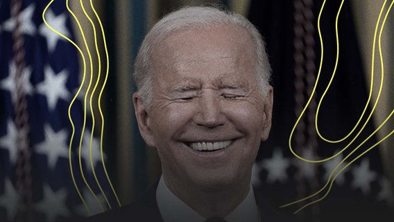 US-Präsident Joe Biden lächelt mit geschlossenen Augen. © picture alliance Foto: Susan Walsh