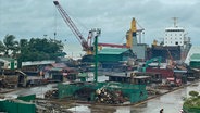 Schiff-Recycling auf dem größten Schiffsfriedhof der Welt in Chittagong (Bangladesch). © NDR Foto: Peter Hornung