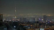 Ein Blick auf die iranische Hauptstadt Teheran am frühen Samstag. © AP/dpa Foto: Vahid Salemi