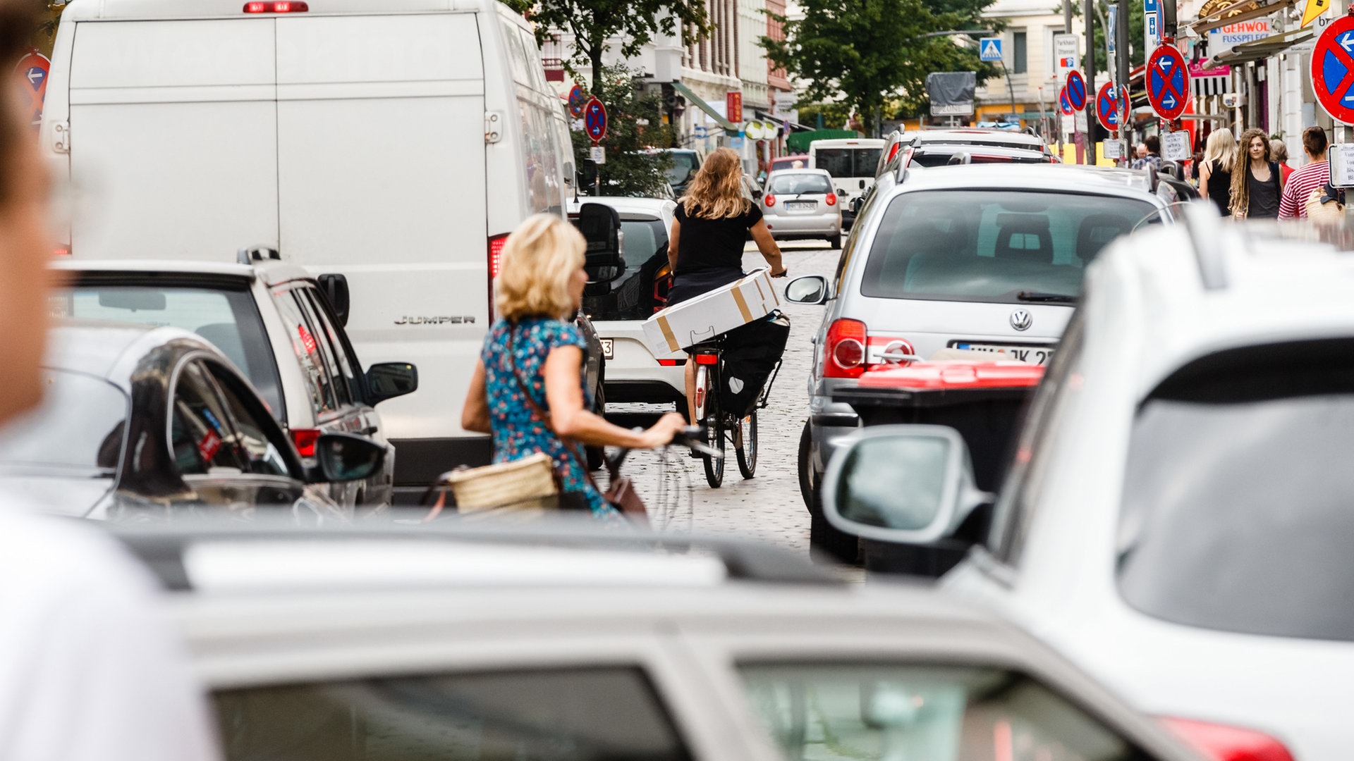 Altonas Verkehrsausschuss diskutiert weiter über autoarmes Ottensen