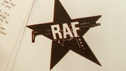 Le logo de la RAF, l'étoile avec les lettres et une mitrailleuse © dpa-Bildfunk 