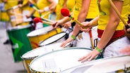 Samba-Trommler © Fotolia.com Foto: Val Thoermer